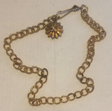 Load image into Gallery viewer, Fashion Gold Tone Chunky Chain Necklace Royal Lion Fleur de Lis Pendant
