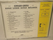 Load image into Gallery viewer, Anne Sofie Von Otter Bengt Forsberg Grieg Songs Lieder CD Vintage 1993 Import Deutsche Grammaphon D 174269
