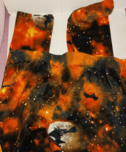 Load image into Gallery viewer, No Boundaries Juniors Halloween Fleece Pants Witch Galaxy Bats Full Moon Prints Size Large 11-13
