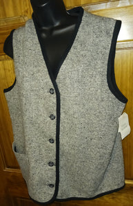 Orvis Vintage Women's Wool Dressy Vest NWT New Size Large Made in USA Style 8653 Cut 1256 RN 34095 Gray with Black Piping